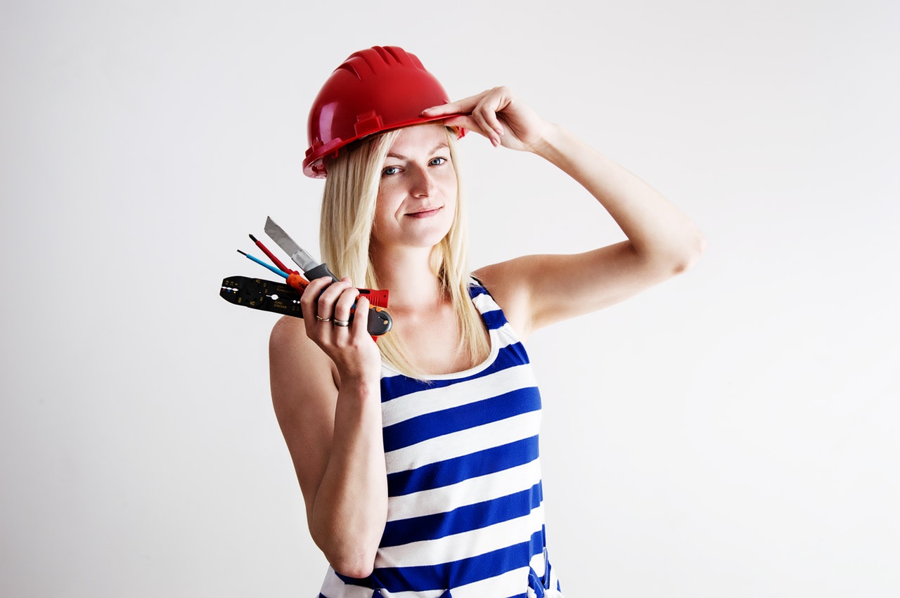 woman-helmet-work-electrician-159453